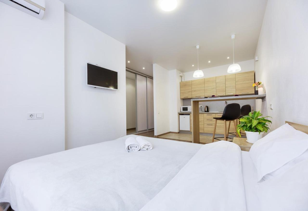 Nyvky Like Home - Studio - Apt 20 Kiev Exteriör bild